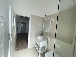 Iarca Inn