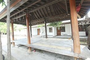Hotel O Kost Gayus