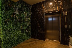 Hotel Aventus