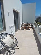 Anais Milos Suites
