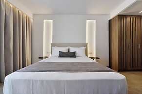 Anais Milos Suites