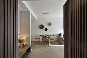 Anais Milos Suites