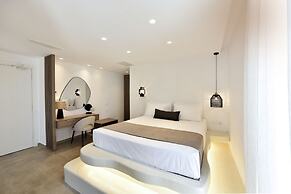 Anais Milos Suites