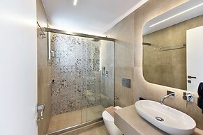 Anais Milos Suites