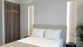 Anais Milos Suites