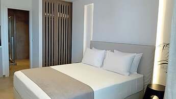 Anais Milos Suites