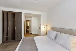 Anais Milos Suites