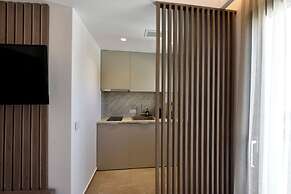Anais Milos Suites