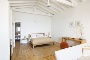 Momos Otel