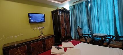 N k Grand Days hotel