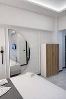 D Twins Airport Hotel