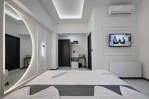 D Twins Airport Hotel