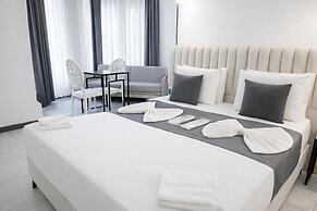 D Twins Airport Hotel