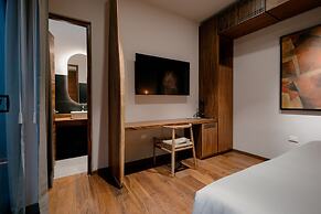 SPIRA HOTEL