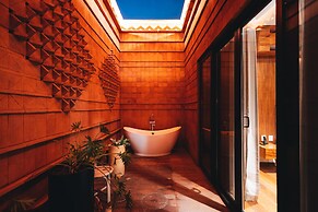 SPIRA HOTEL