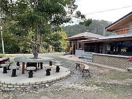 Gratum Beach Resort