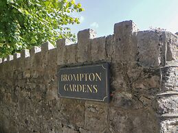 Brompton Gardens