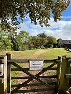 Hollybush Lodges