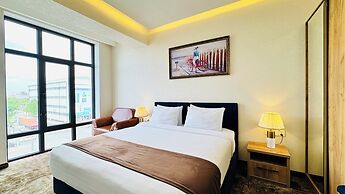 Garnet Mir Hotel