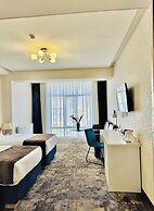 Garnet Mir Hotel