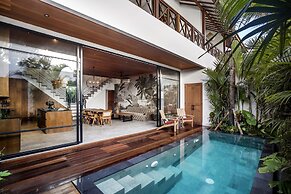 Nusantara Loft Raijua by Alfred in Bali