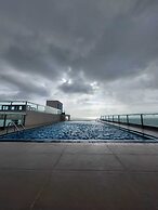 Ocean Breeze Residence