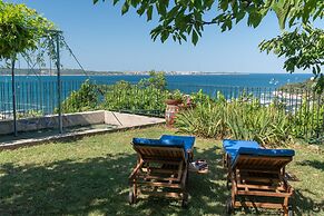 Dolce Vista Apt.