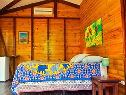 Hotel Cabinas La Playa