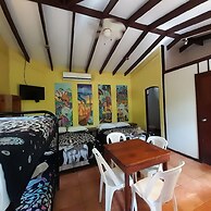 Hotel Cabinas La Playa