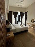 Star Residence by Axquisite Suites