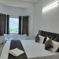 Goroomgo Komfy Stayz Dehradun