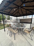 side parkvilla 2