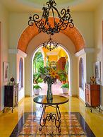 Casa Oasis Guest House and Spa