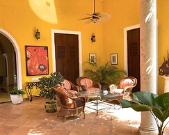 Casa Oasis Guest House and Spa