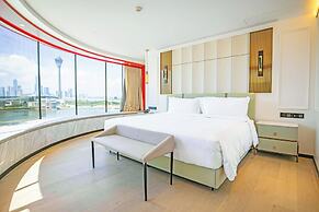 YOHO Treasure Island Hotel