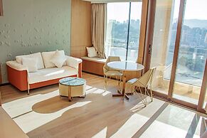 YOHO Treasure Island Hotel