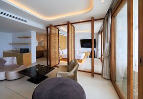 Elite Atoll Beachfront Hotel