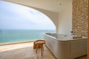 Elite Atoll Beachfront Hotel