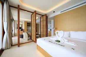 Elite Atoll Beachfront Hotel
