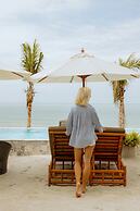 Elite Atoll Beachfront Hotel