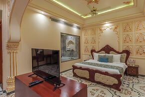 R Chandras Palace