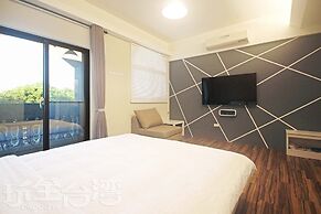 LARK 2 Motel