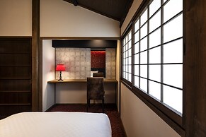 Rinn Shijo Machiya