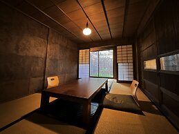 Rinn Shijo Machiya