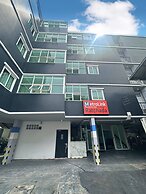 Metro Link Ratchada Hotel