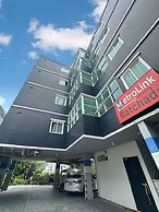 Metro Link Ratchada Hotel