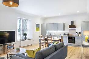 The Woodside Apartments