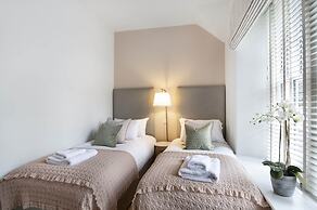 The Woodside Apartments