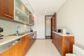 Modern Cedofeita by Homing