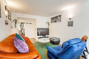 Immaculate 2-bed Apartment in Dagenham